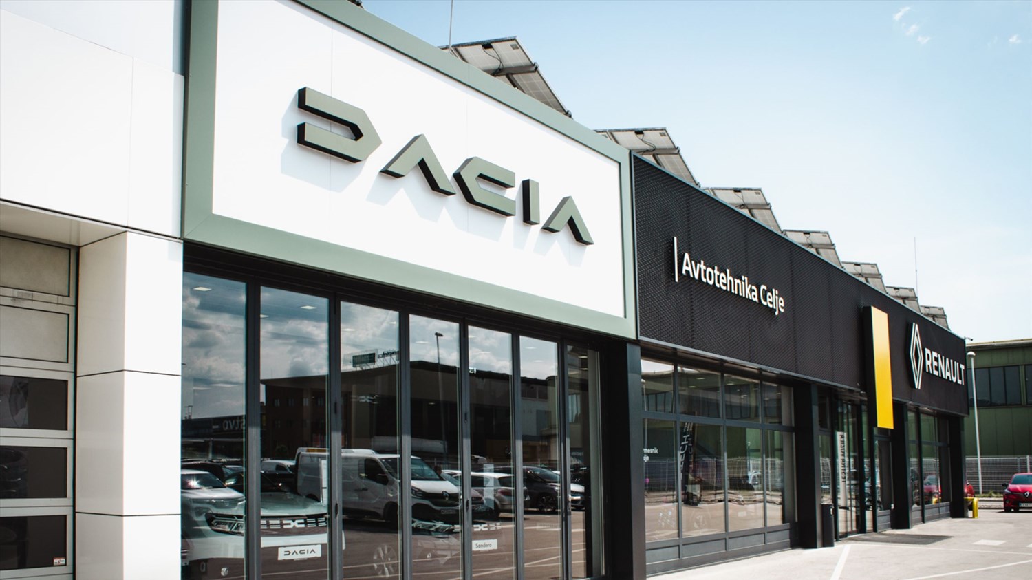 Poceni Dacia vozila v Avtotehniki Celje