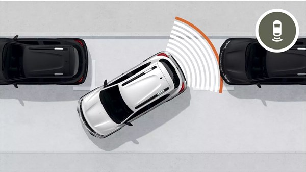 Novi Dacia Spring – nadzor razdalje pri parkiranju zadaj in kamera za vzvratno vožnjo  